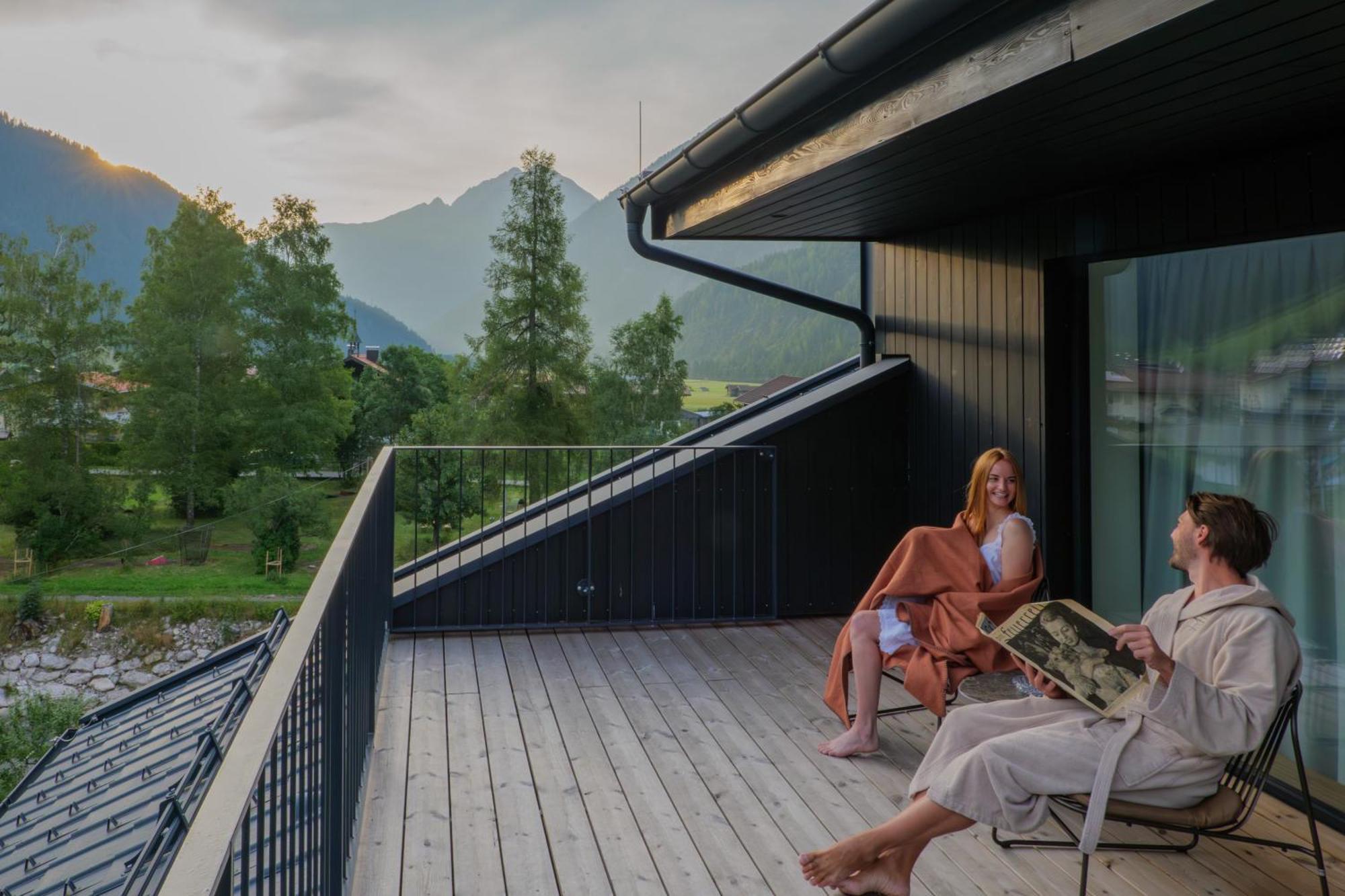 Posthotel Lechtal, Arlberg Holzgau Exterior foto